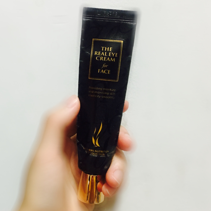 改善肿眼的眼霜,消除眼细纹眼霜