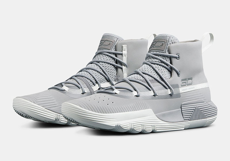 双重缓震科技篮球鞋,库里新战靴curry2.5