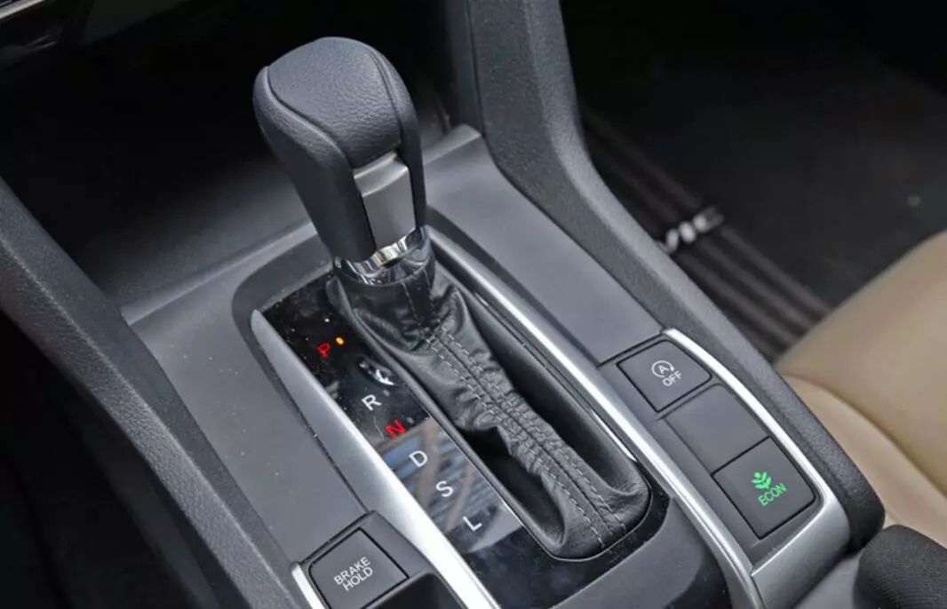 本田思域1.0t能购买吗,本田思域1.0t三缸车值得买吗