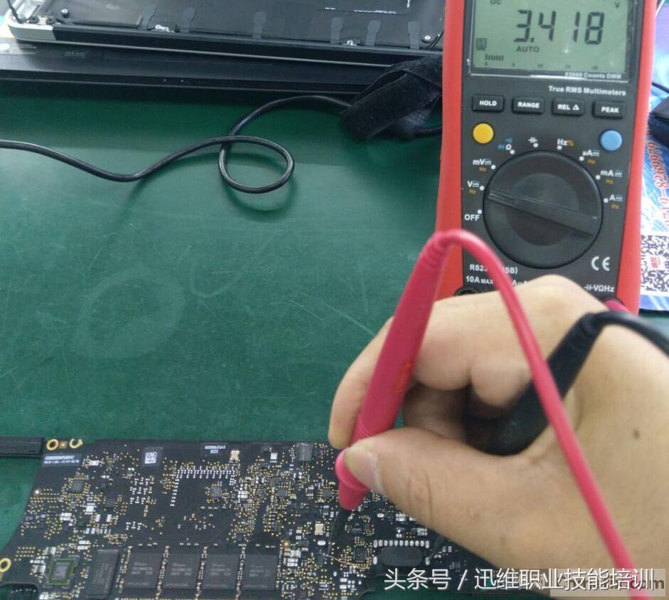 苹果笔记本开机出现问号怎么办,2010苹果笔记本开机出现一个问号