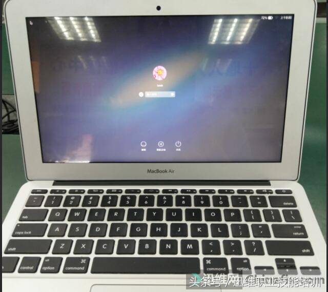 苹果笔记本开机出现问号怎么办,2010苹果笔记本开机出现一个问号