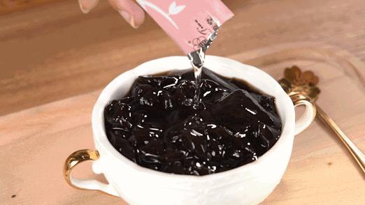 广东顺德正宗龟苓膏,顺德黄老太龟苓膏做法