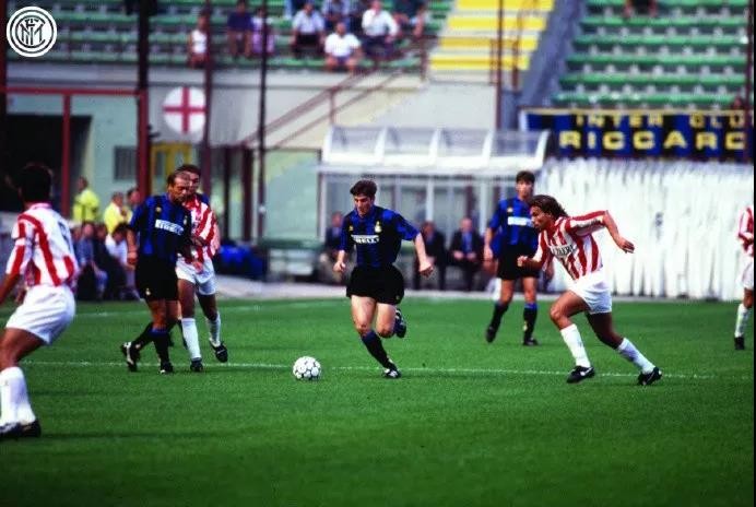 19年抒写一段传奇，蓝黑军团永恒的4号