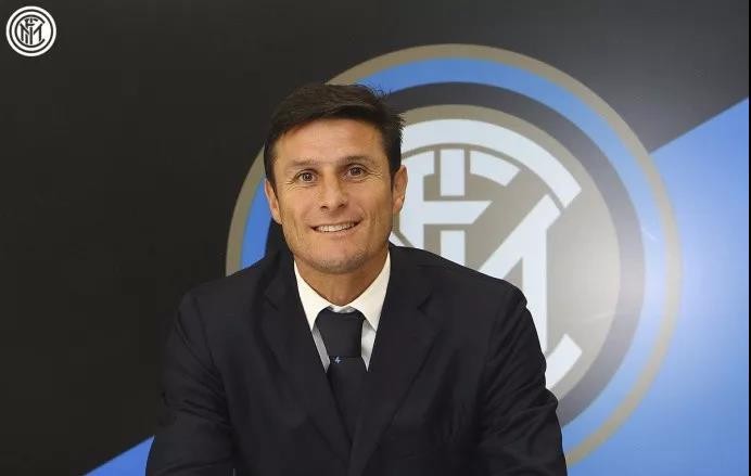 19年抒写一段传奇，蓝黑军团永恒的4号