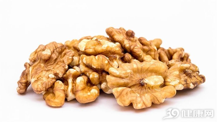 睡觉是一件人生大事,老年人长期失眠会导致什么后果