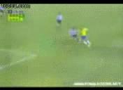 看清楚大罗生涯遭遇的恶劣犯规,罗纳尔多在意甲遭遇的恶意犯规