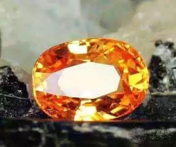 怎样鉴别石榴石手链真假,鉴别石榴石的好坏