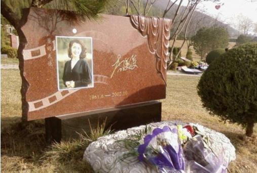 十大奢侈墓地排名,明星十大墓地