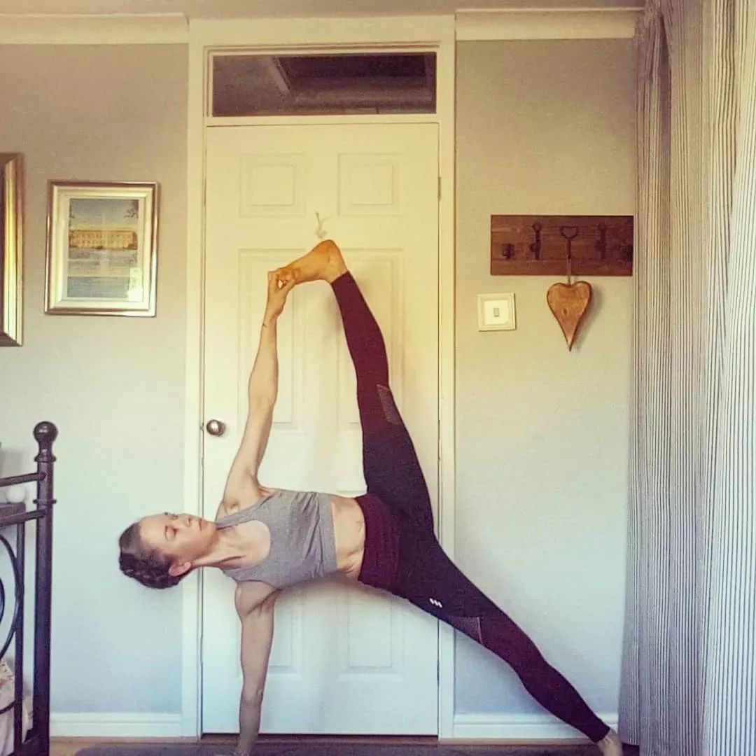 瑜伽腰酸背疼训练方法,缓解腰酸背痛的瑜伽练习