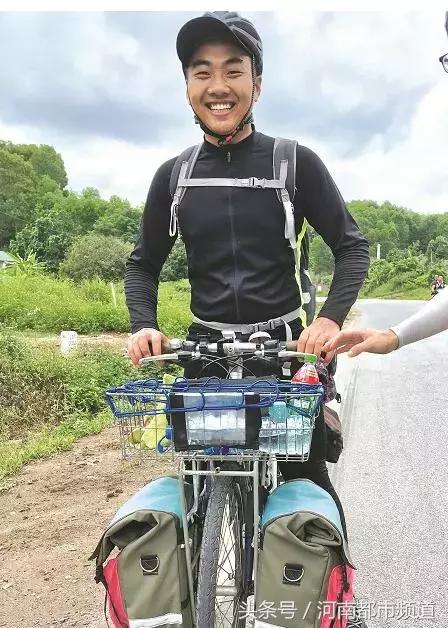 武汉大学生23天骑行3700公里到越南，还瞒着父母，只为：改变自己
