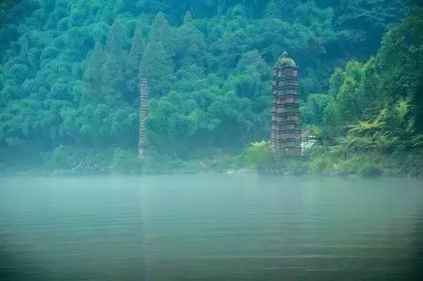 这座低调的宝藏小城去100次都不腻,这个低调的四川小城