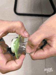 牛顿第二定律的应用——史上最不正经的安抚奶嘴大评测