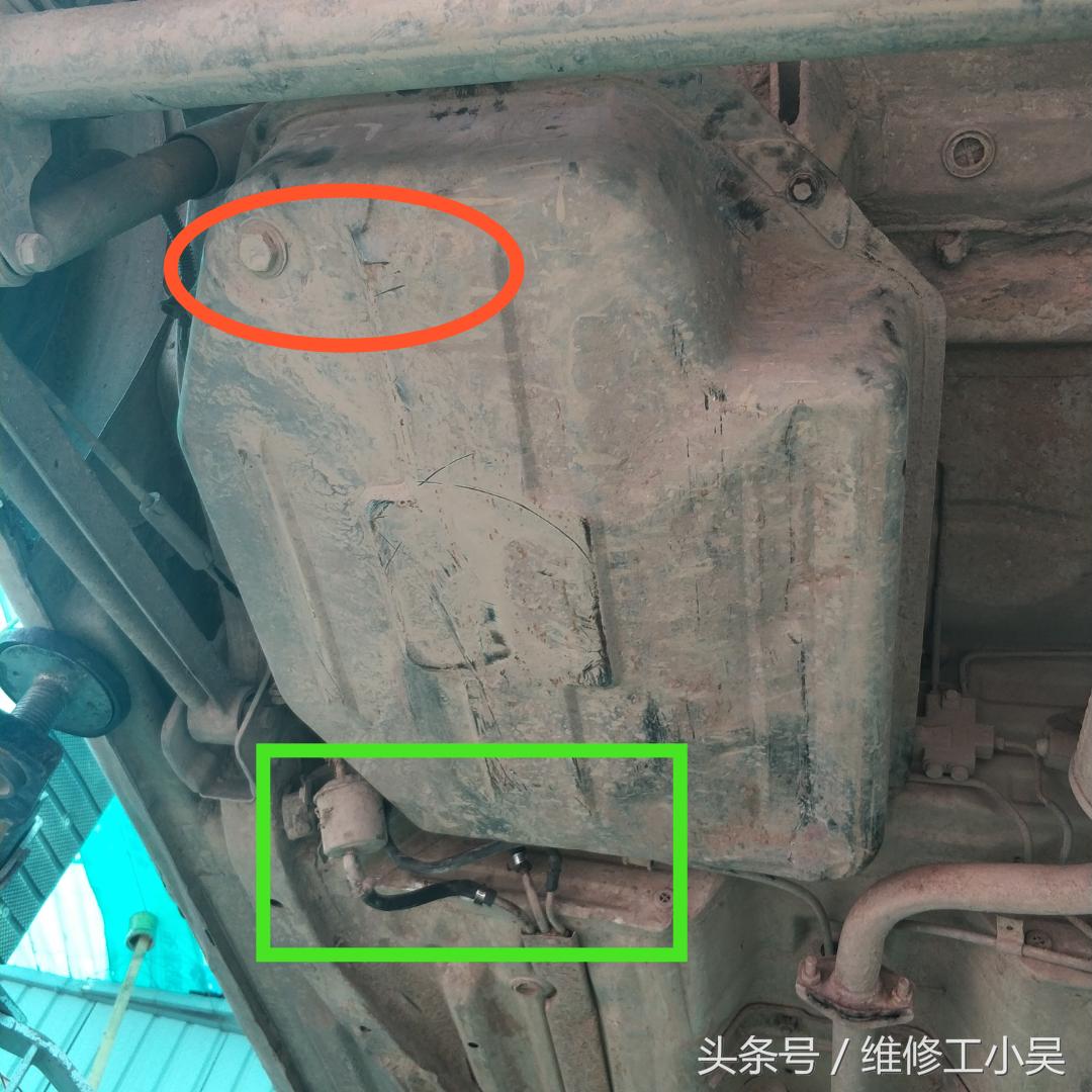 12年21万公里的哈飞被拖回修理厂，车主：拧钥匙无法启动发动机！