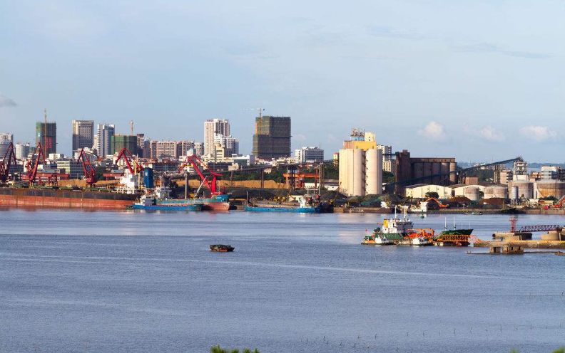 防城港吃海鲜贵不贵,防城港吃海鲜最便宜