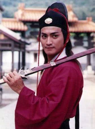 刘德华当年被雪藏多久,刘德华曾差点因唱功被劝退