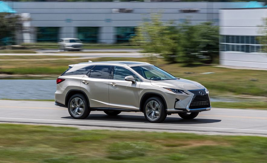 海外体验雷克萨斯RX加长版，仅仅是两个座椅的区别吗？