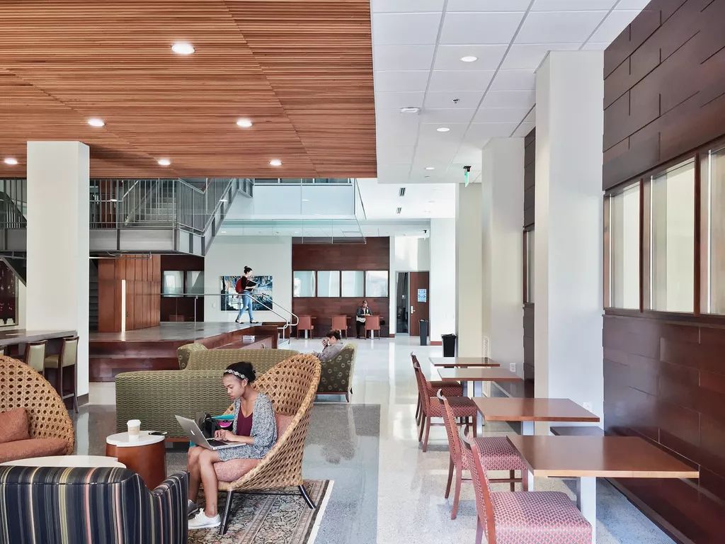 美国顶尖大学住宿,全美吃住最赞的大学top10