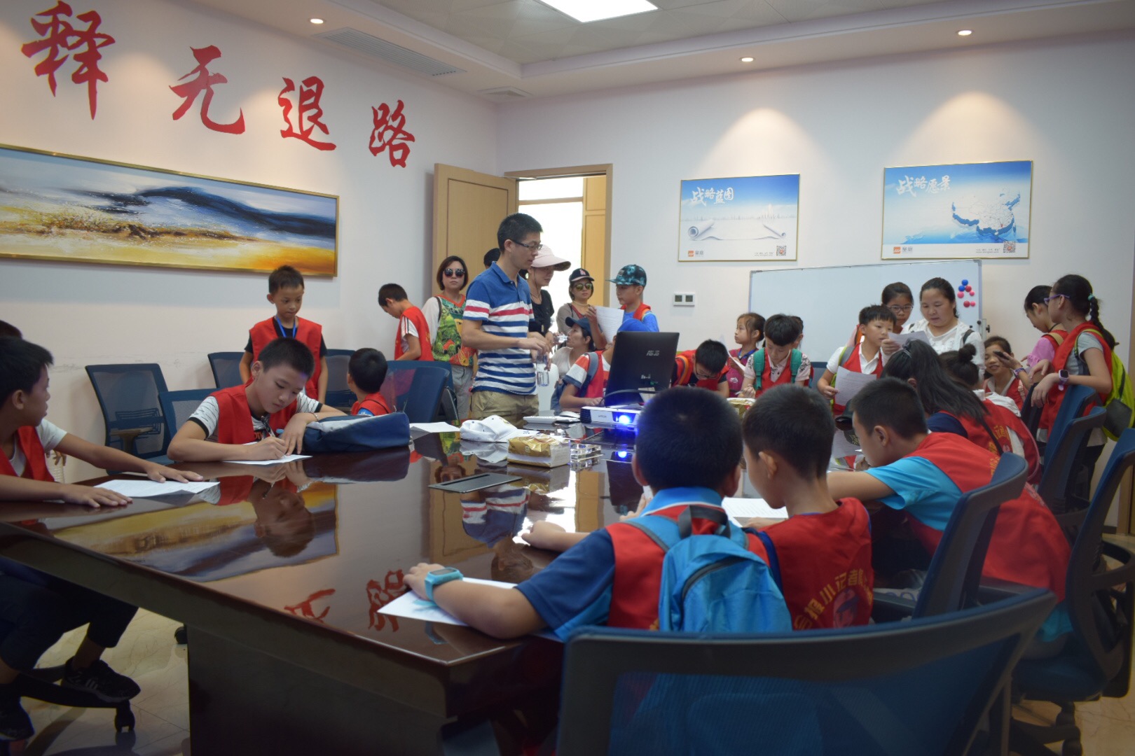 山水名城，醉美生活，探访世外桃源般的别墅区