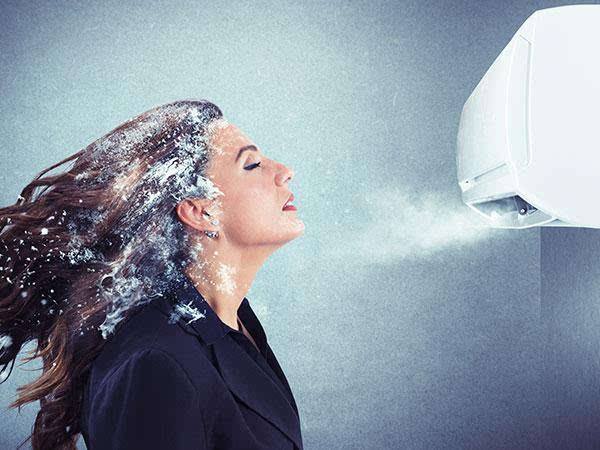 颈椎病有哪些治疗方法？患者在生活中又该注意什么？