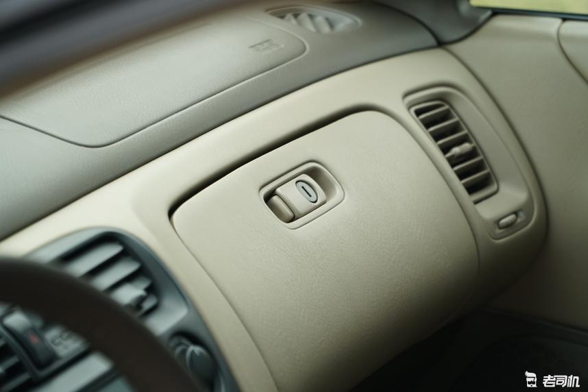 新一代第十二代本田雅阁,凯美瑞2021精英版和雅阁20211.5t