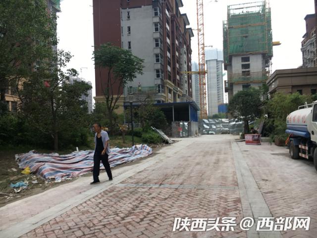 居民投诉小区垃圾遍地,业主反馈小区垃圾问题