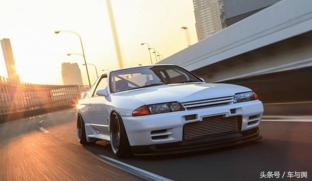 屹立不倒原版视频,屹立不倒经典视频