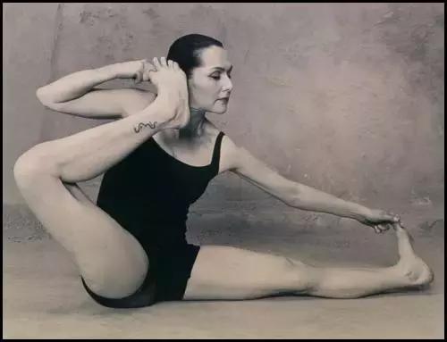 便秘不放屁如何让肠道蠕动起来,便秘通的最佳搭档