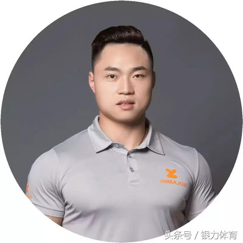 男士胸大怎么练胸肌,男人胸有点大怎么锻炼好看