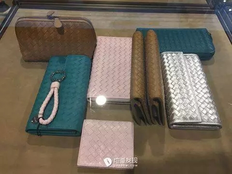 土耳其货币崩盘买什么,土耳其币贬值