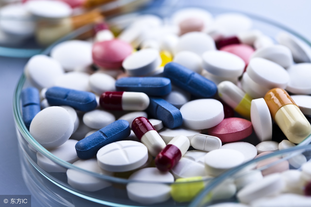 奥美拉唑能连续吃一个月吗,奥美拉唑每个月吃一次有副作用么