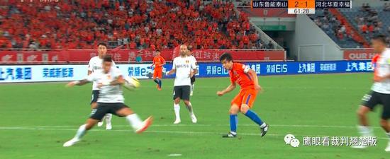 var介入判点球超燃视频,var介入判点球剪辑视频