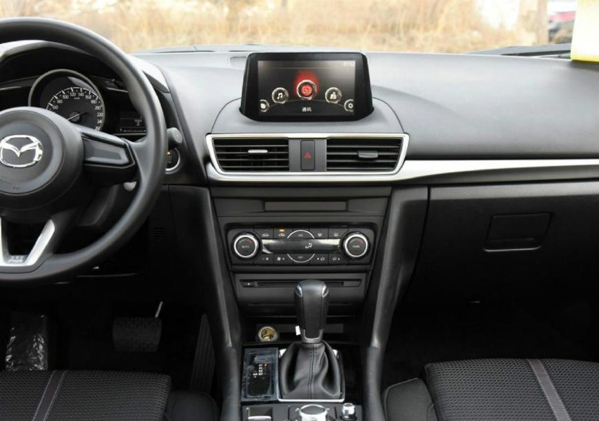 福克斯1.5t181匹对比思域,新到一台颜值担当的神车思域