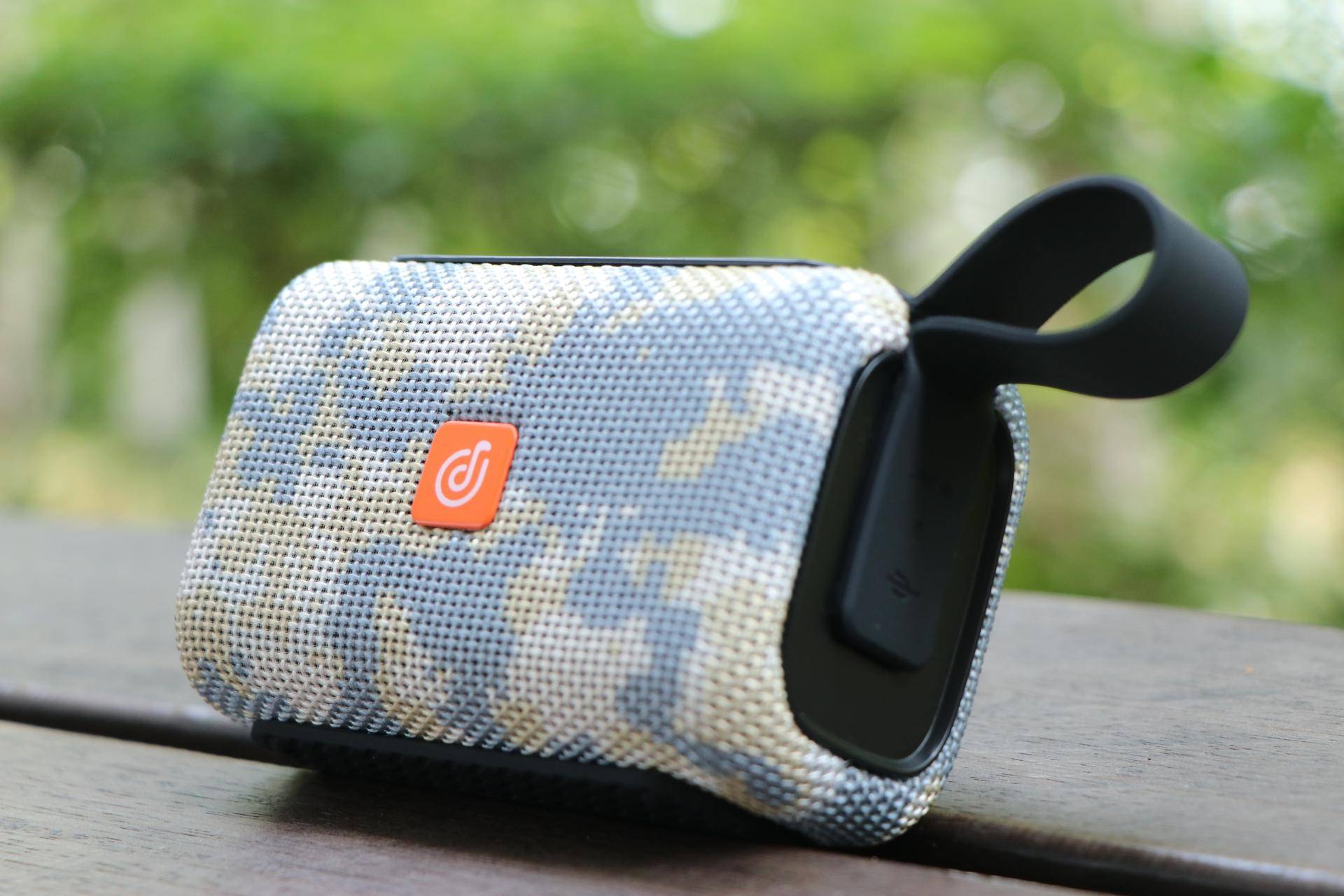 doss户外便携蓝牙音箱测评,doss1805户外便携蓝牙音箱测评