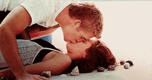 网红少女被男友歌喉，步步惊心的爱是怎么形成的？