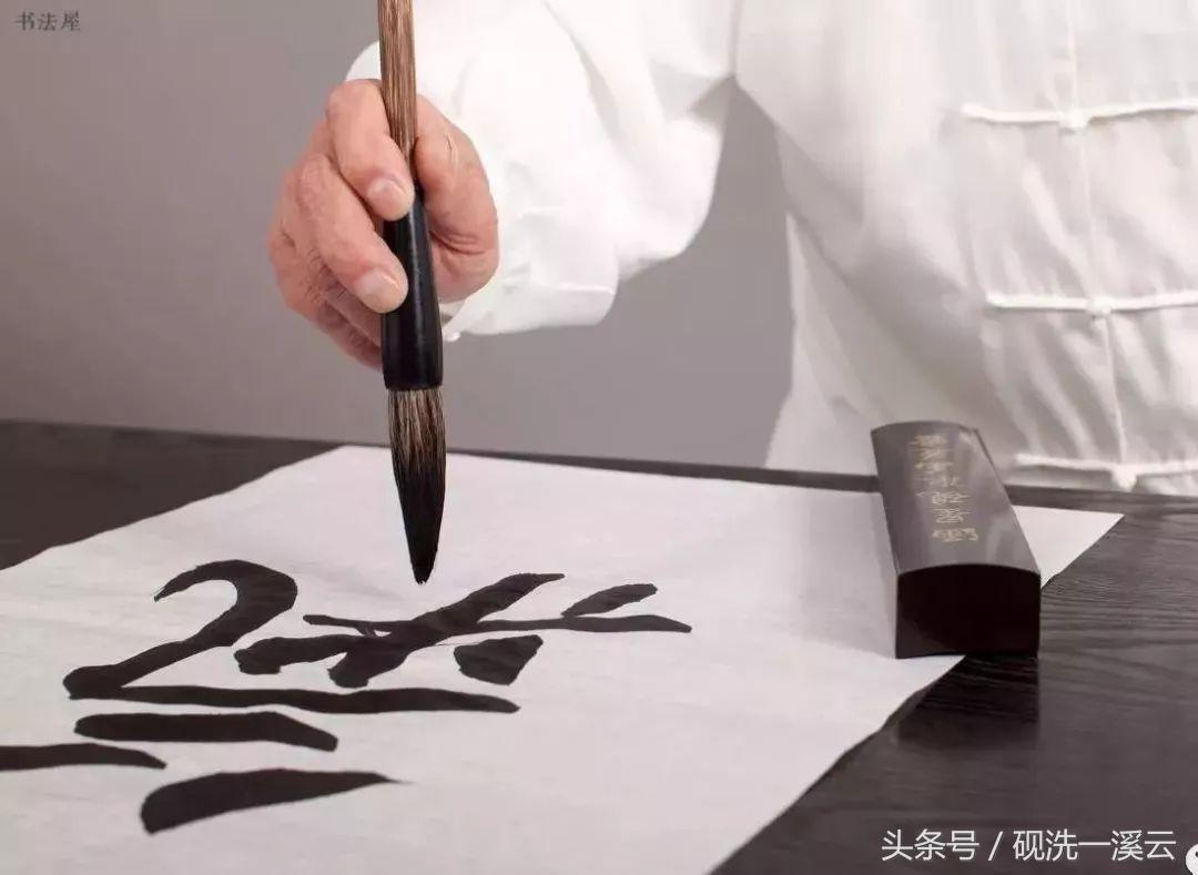 写字手抖心慌不受控制无法写字,写字为什么手抖