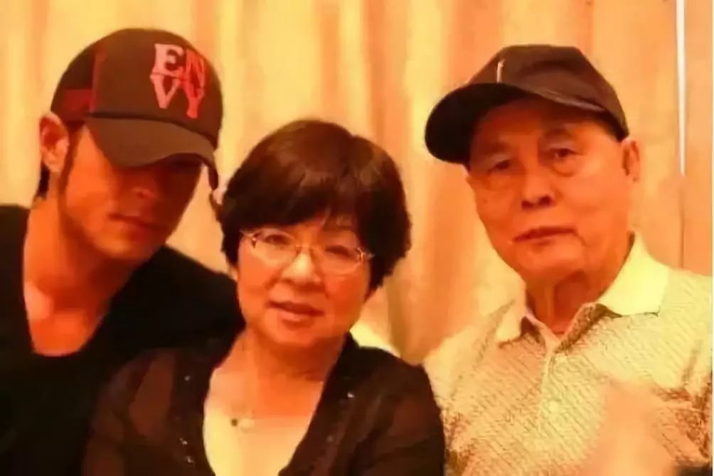 林允、杨超越……看他们父母的长相，不得不感慨遗传变异！