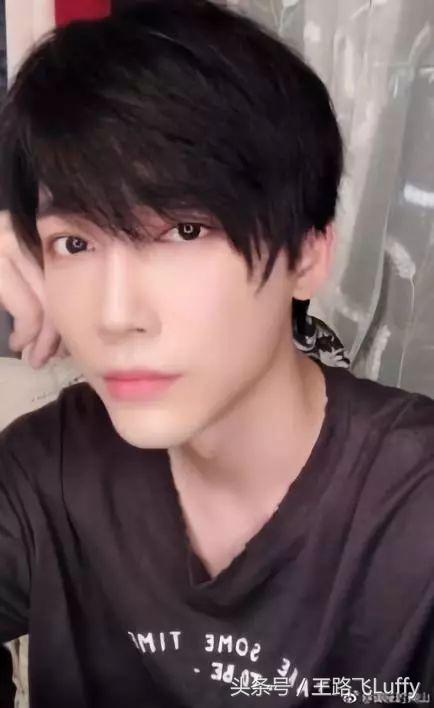 第一扳手俊哲迪迪,抖音第一大扳手俊哲迪迪