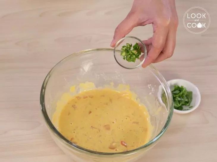 蕾哈娜怎么那么胖了,蕾哈娜喜欢吃什么