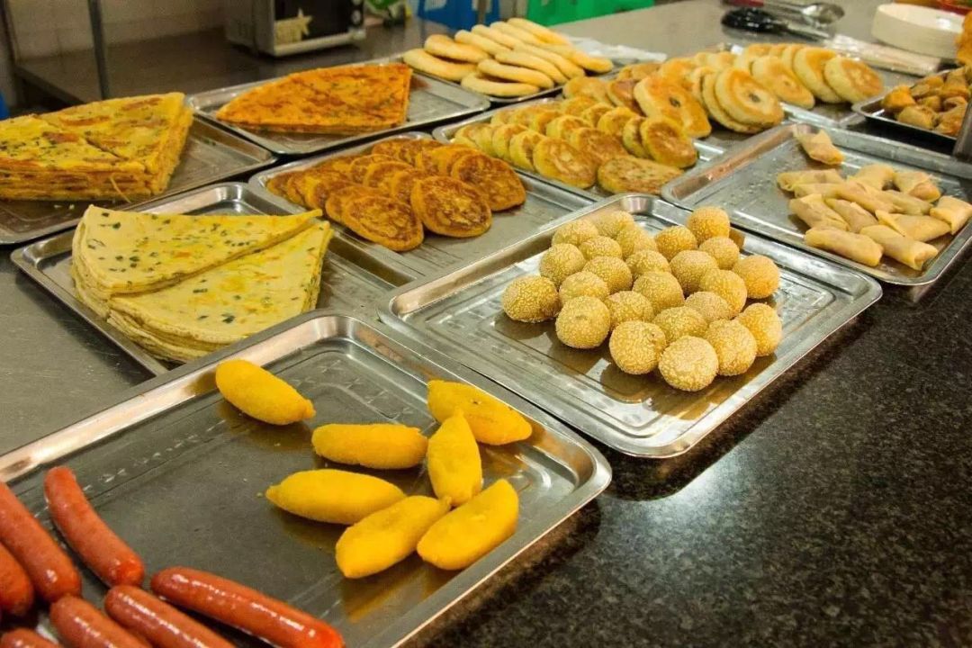 比二本线高一点的学校,比二本线多1分的本科能被录取吗