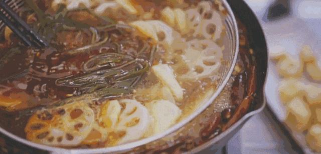 为什么武汉大学生提前放假,武汉大学生现在为什么放假