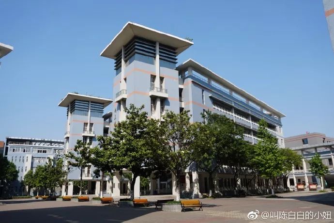 金陵中学河西分校和河西金陵中学,金陵中学河西分校是民办还是公办