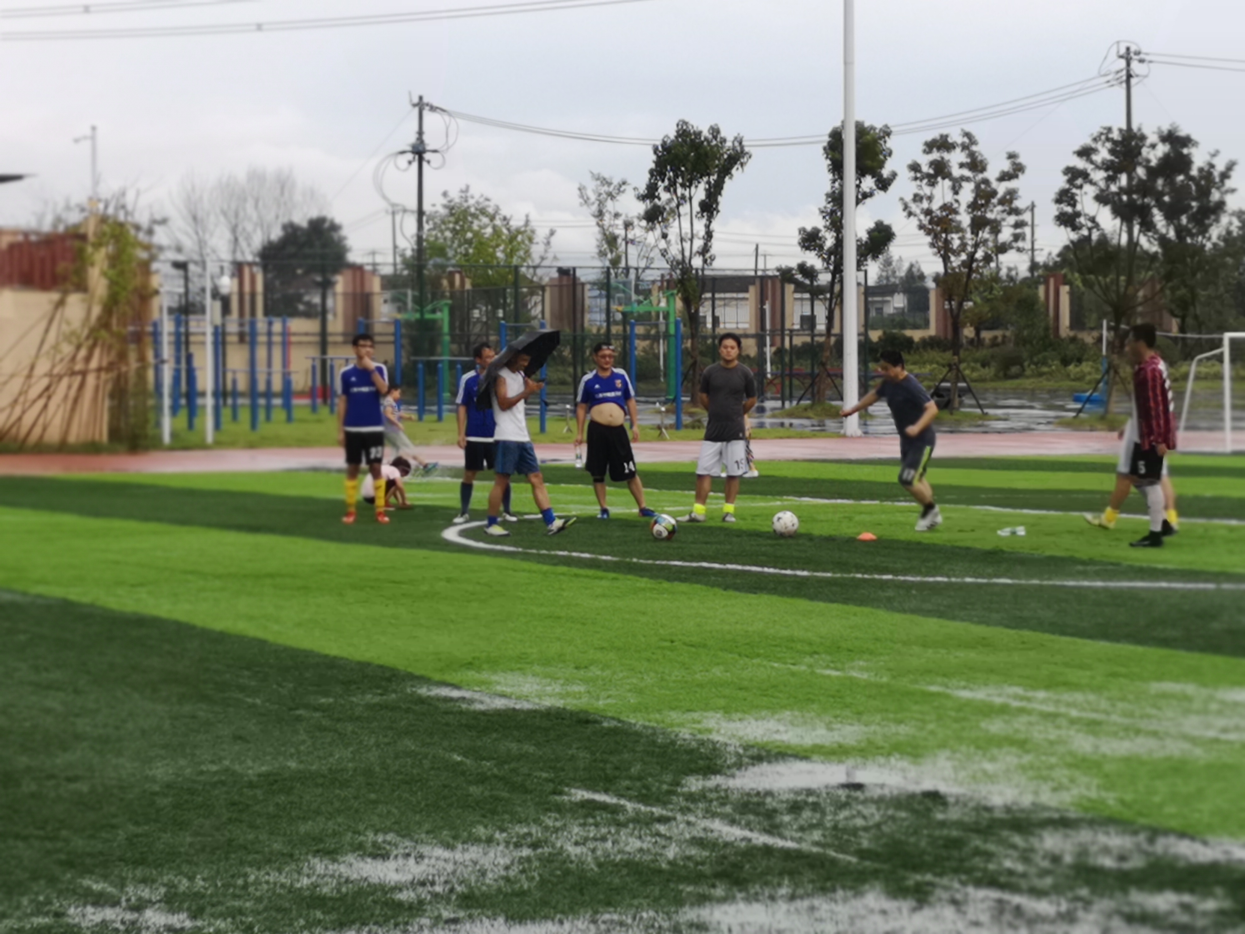 “七彩怡江,幸福家园”足球赛暨虎踞龙潭足球队成立6周年活动