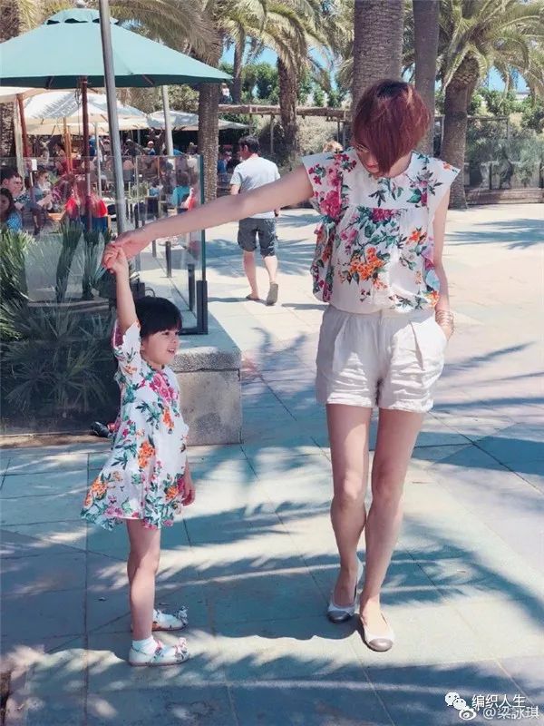 最新款好看的儿童毛衣,儿童中长款宽松毛衣