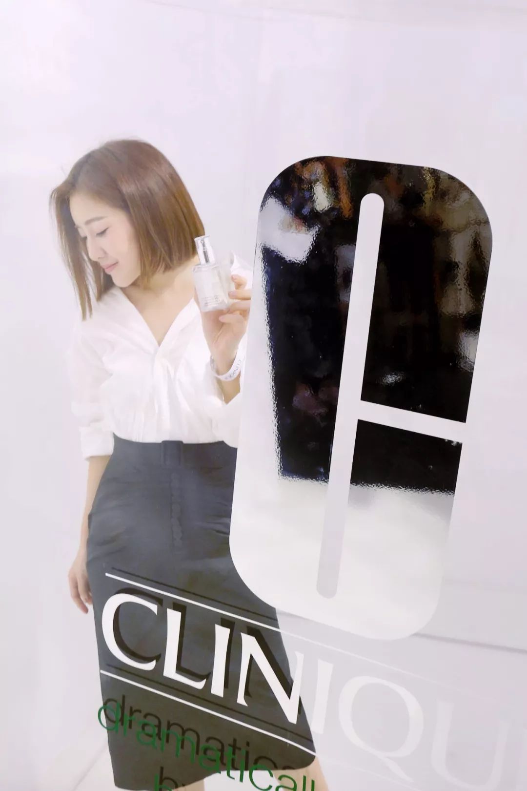 追求质感肤感,追求底妆清透还是追求遮瑕