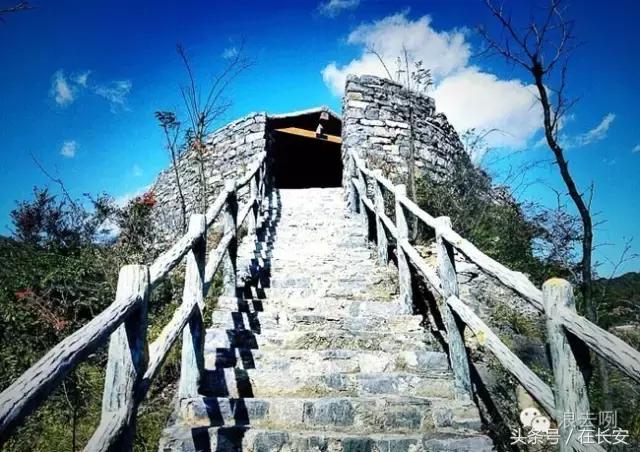 秦岭深处藏大瀑布,隐藏在太行深山里的神秘石头古寨