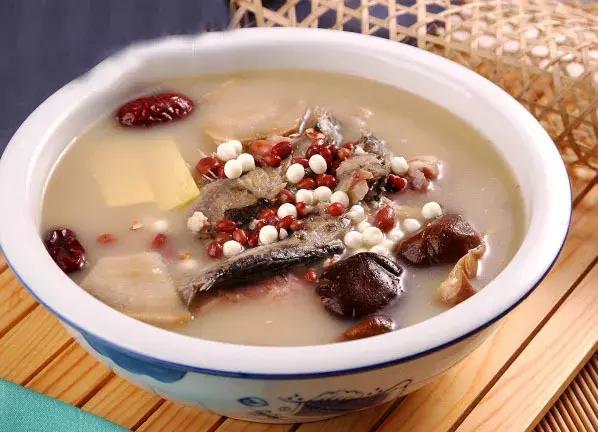 小孩湿气重怎么调理最快,脾胃虚寒湿气重怎么调理炖什么汤