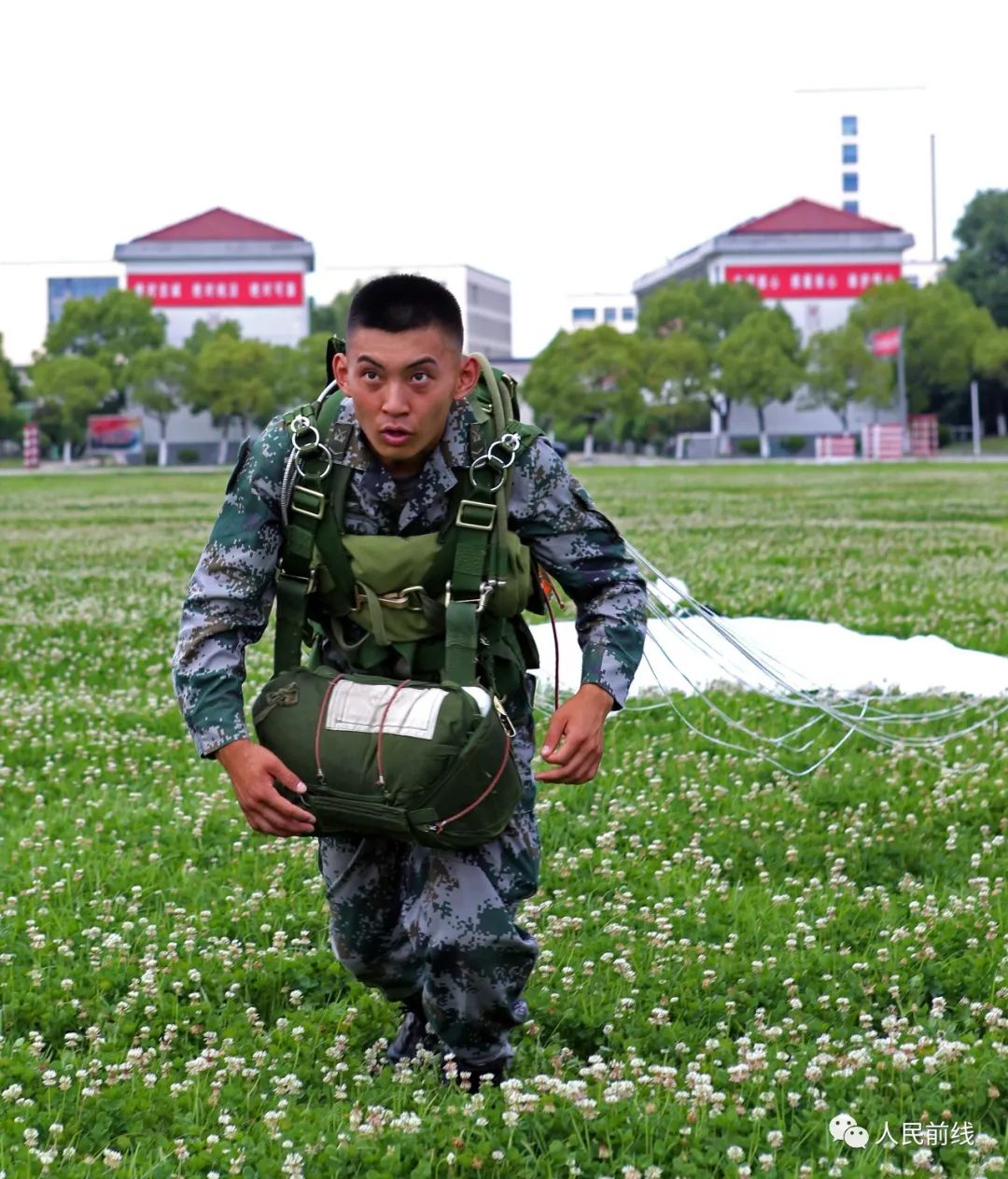 「关注」霹雳轻骑兵：训练场上最美的风景