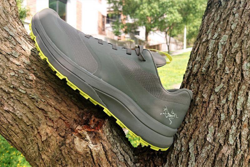 户外鞋登山鞋推荐亚瑟士,亚瑟士户外越野休闲鞋