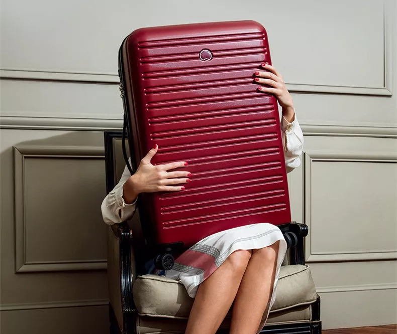 旅游的行李箱要备一些什么,短暂旅行适合什么行李箱