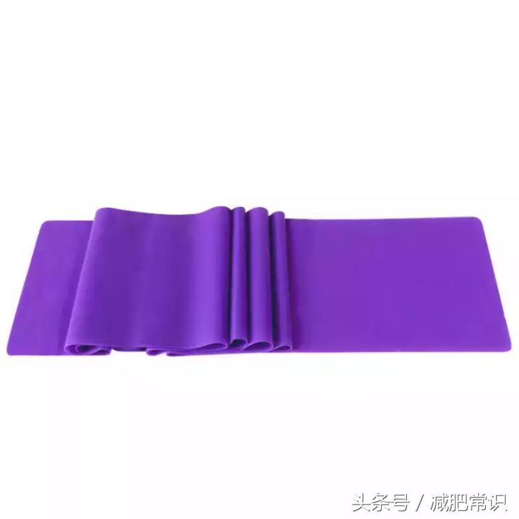 健身房一般哪些健身器材,健身房上下踩的健身器材